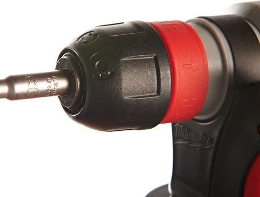 Milwaukee HD18 HX-402C Impact Demolition Hammer Battery 18V 2x4Ah with Chuck SDS Plus 4933441280