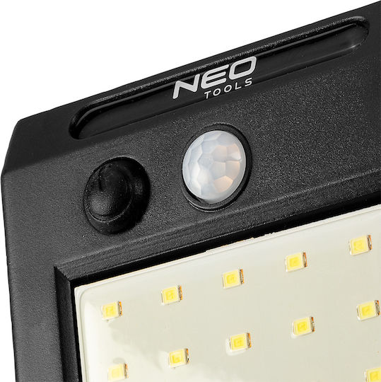 Neo Tools Wandmontiert Solarleuchte 250lm mit Bewegungssensor IP44