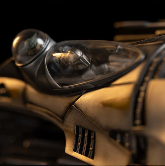 Star Wars Mandalorian N-1 Starfighter Statue Demi Scale 1:20 Fan Shop Merchandise