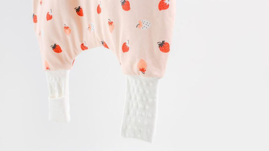 abo Winter Sleeping Bag with Feet Strawberry