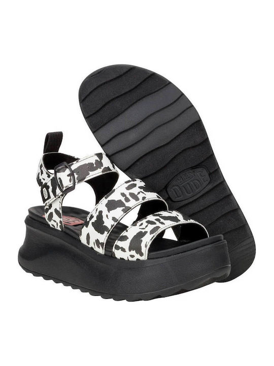 Women's Flat Sandals in Black Color