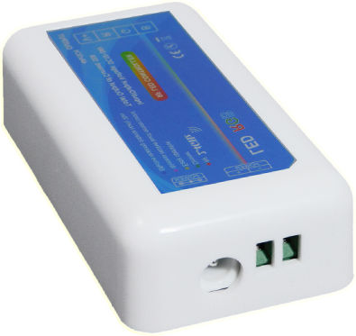 GloboStar Wandmontierter Dimmerschalter mit Rahmen LED-Streifen Berühren Sie Set 2.4G Controller RGB 12-24 Volt 432/864 Watt für Drei Gruppen