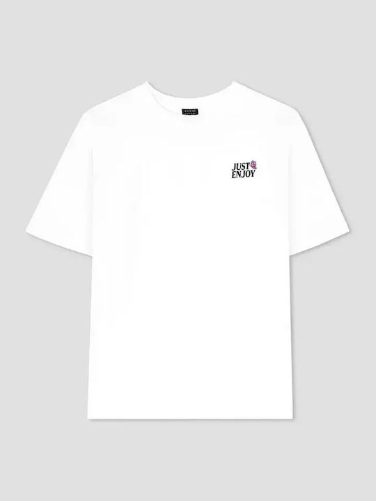T-shirt White
