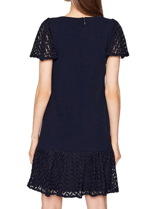 DKNY