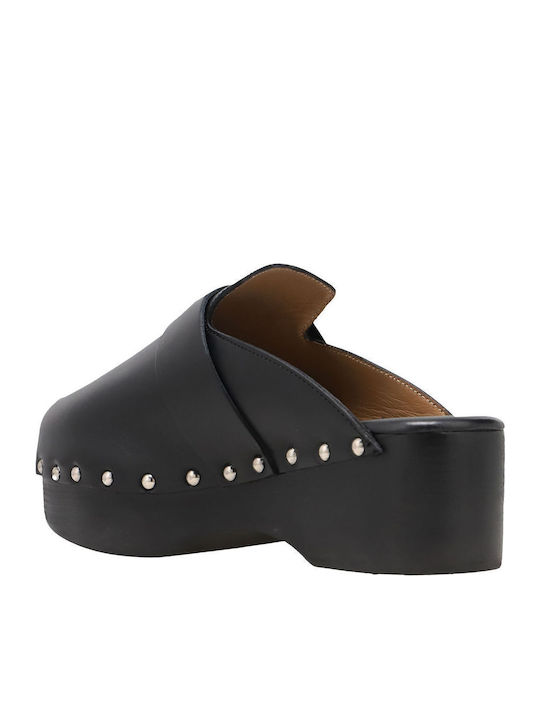 Leather Mules with Low Heel in Black Color