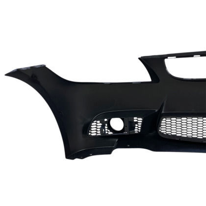 Предна броня BMW E90 2005-2008 M3 дизайн отвор за фарове за мъгла без парктроник