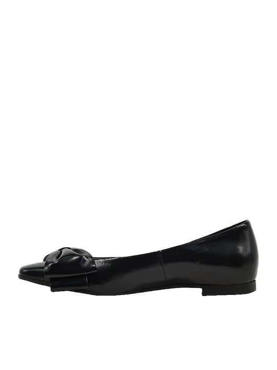 Lederne Damen Ballerinas in Schwarz Farbe