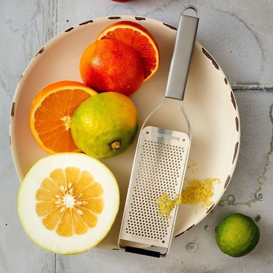 Microplane Professioneller Käse Reiben aus Edelstahl