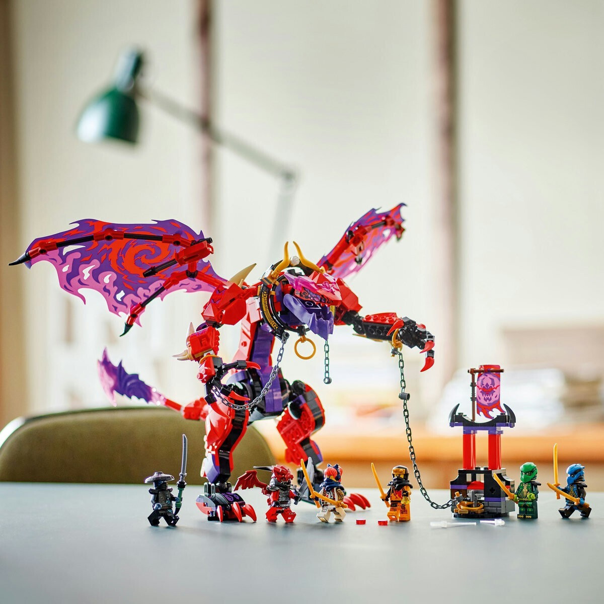 LEGO Ninjago Thunderfang Dragon Of Chaos Pentru 8+ Ani 668 Bucăți