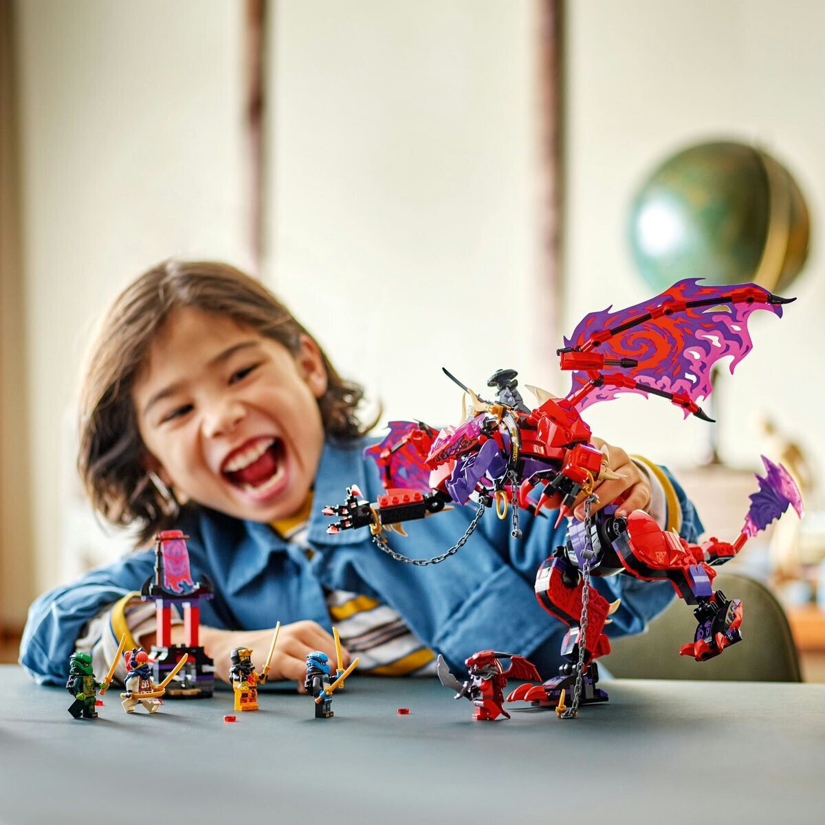 LEGO Ninjago Thunderfang Dragon Of Chaos Pentru 8+ Ani 668 Bucăți