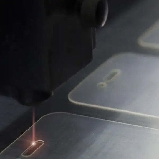 3MK Flexibleglass Gehärtetes Glas (iPhone SE 2022 / 2020 / 8 / 7)