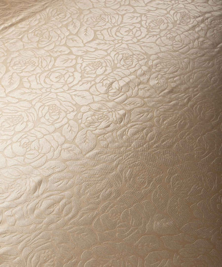 Silk Fashion Checkered 2009 Gold 130x130cm Tablecloth Silk Fashion Checkered 2009 Gold 130x130cm Tablecloth