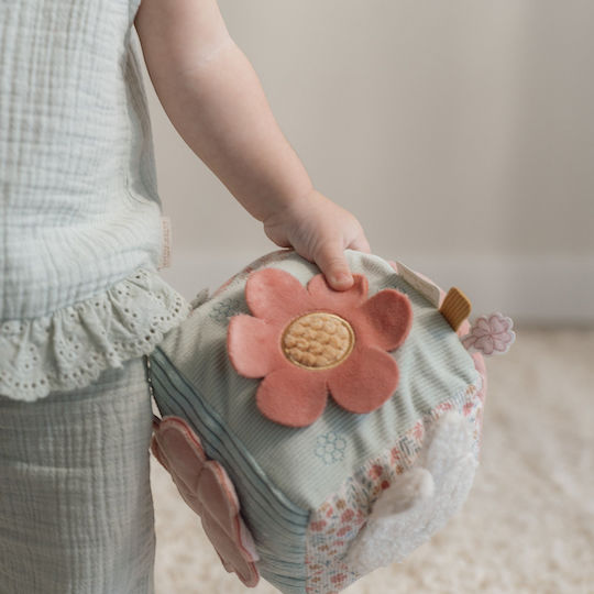 Little Dutch Куб за дейности Lucky Blossom за 0++ месеца