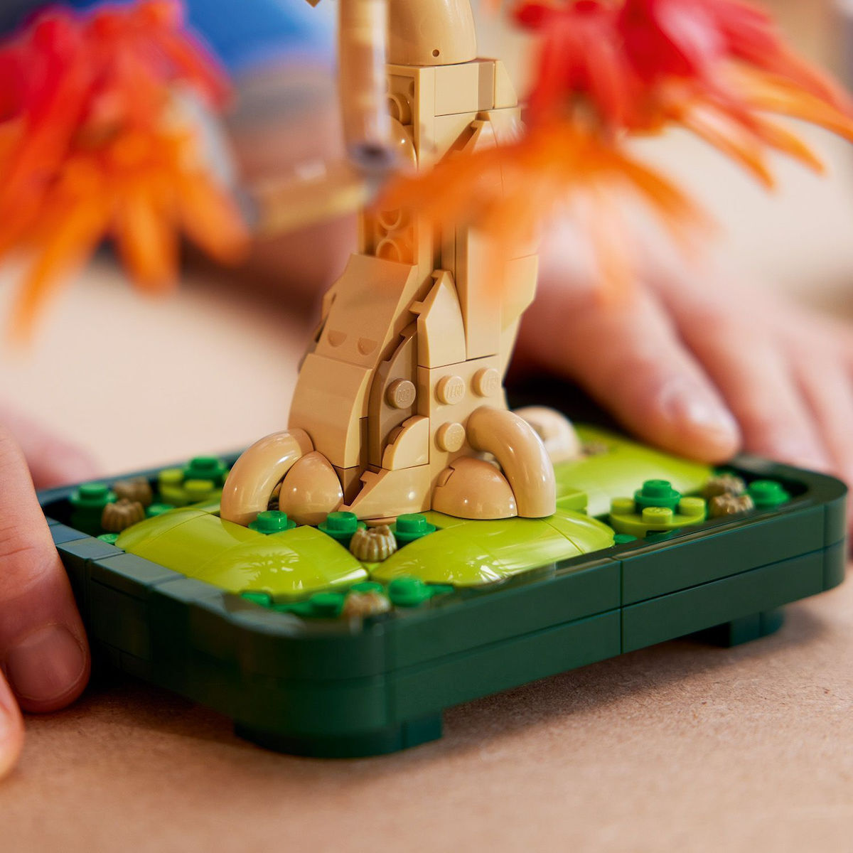 LEGO Botanical Collection Bonsai Japonez Cu Arțar Roșu Pentru 18+