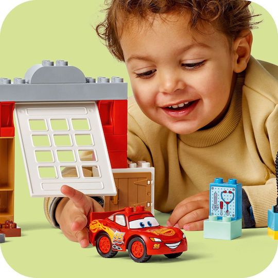 LEGO Duplo Vizita lui McQueen la Garajul lui Doc pentru 2+ Ani 35 Bucăți