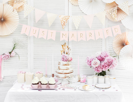 Γιρλάντα Just Married Απαλό Ροζ 15x155 Εκ 1 Τεμ