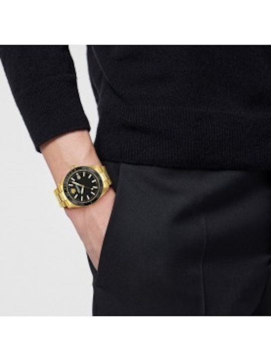 Versace V-dome Ανδρικό Ρολόι Μπαταρίας με Μαύρο Μεταλλικό Μπρασελέ