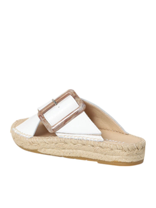 Women's Flat Sandals in White Color