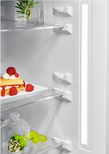 AEG Combină frigorifică 367lt NoFrost Î201xL59.5xA65cm. Negru RCB736E7MB