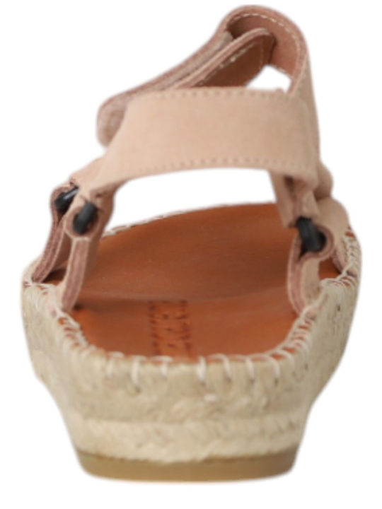 Women's Flat Sandals in Pink Color