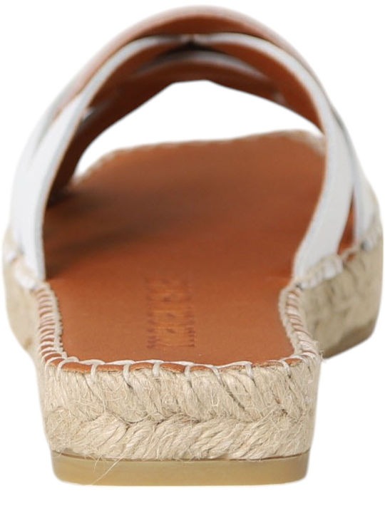Women's Flat Sandals in White Color