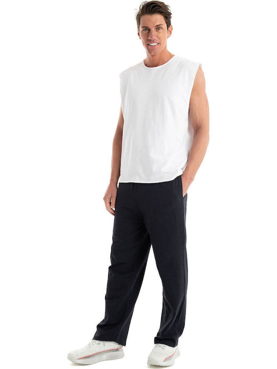 T-shirt White