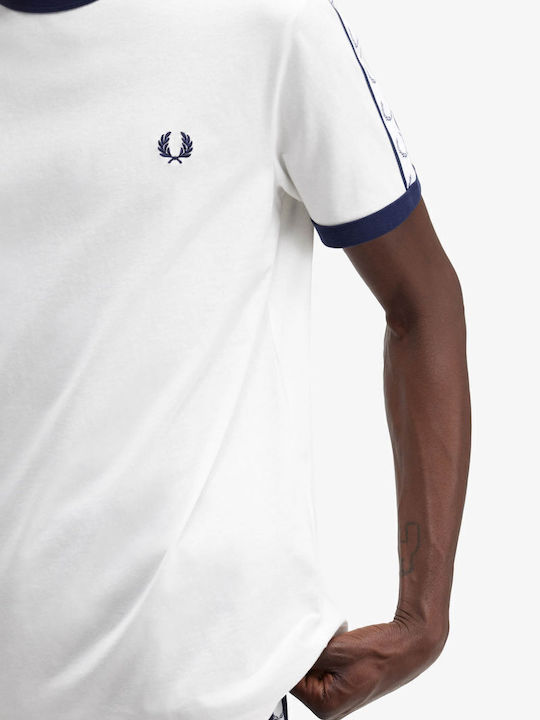 T-shirt White