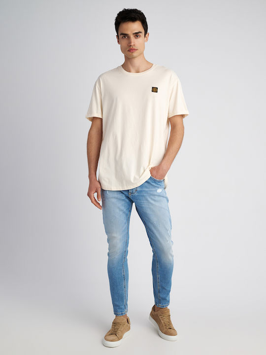 T-shirt White