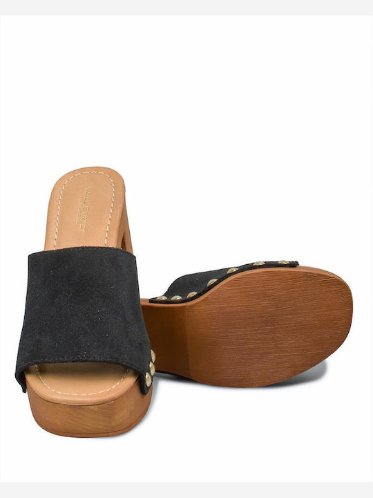 Mules with Heel in Black Color