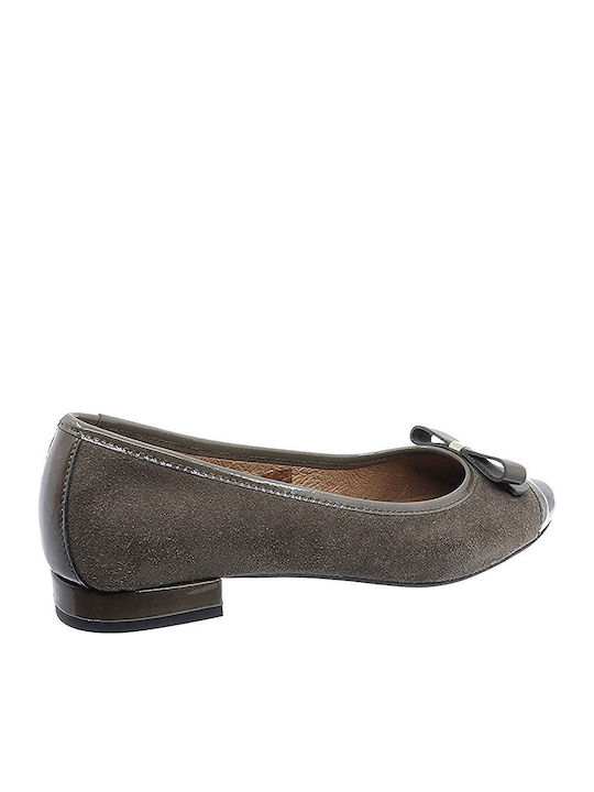 Leder Pumps mit Riemchen Grün