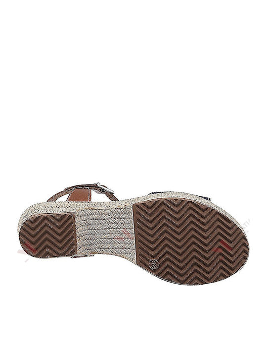 Women's Sandals In Red Colour