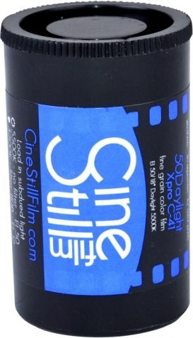 CineStill Film Farbe CineStill Xpro 50 Daylight C-41 Rollfilm 35mm (36 Belichtungen)