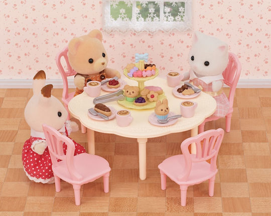 Epoch Toys Candy Party Sylvanian Families για 3+ Ετών (Διάφορα Σχέδια)