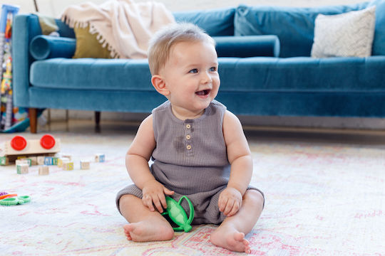 Infantino Lil' Nibble Pea Silicone Teething Ring for 0 m+