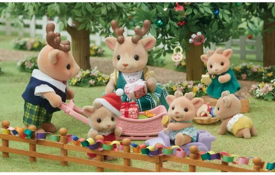 Epoch Toys Familia Renilor Familii Sylvanian Pentru 3+ Ani 8 cm