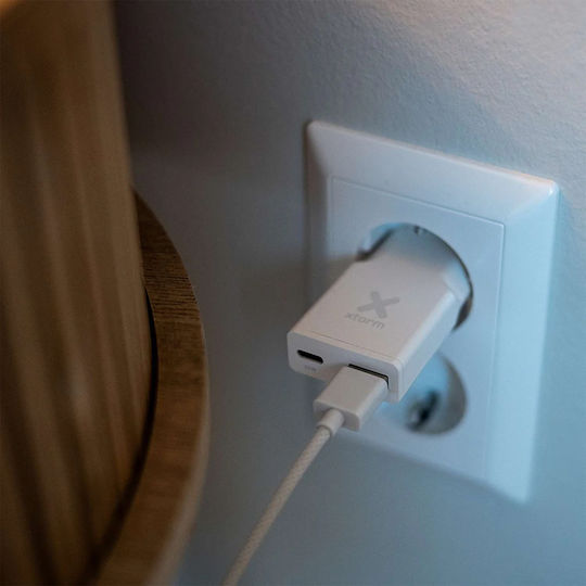 Xtorm Încărcător Fără Cablu cu Port USB-A și Port USB-C 25W Livrarea energiei / Quick Charge 3.0 Albς (XG2SL025)