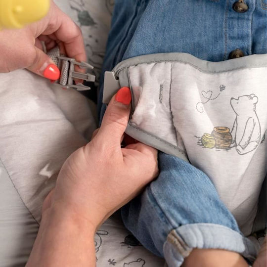 Bright Starts Електрически Релакс Бебе Disney Baby - Winnie The Pooh с Музика и Вибрация Син за Дете до 2.28кг