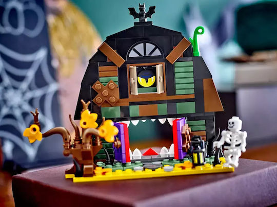 LEGO Building Blocks Halloween Barn for 8+ Years 205 Pieces