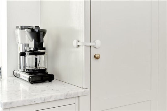 BabyDan Lock Siguranță Pentru Dulap și Sertar 2 Bucăți BabyDan Lock Siguranță Pentru Dulap și Sertar 2 Bucăți