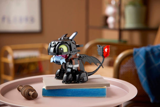 LEGO Icons How to Train Your Dragon: Toothless за 18+ години 784бр