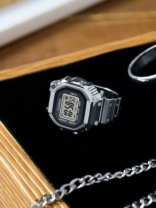 Casio Дигитален Мъжки Часовник На Батерия Сребрист Стоманен Гривна