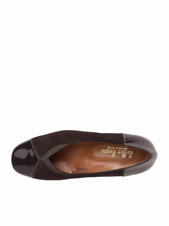 Pumps mit Chunky flachem Absatz Braun