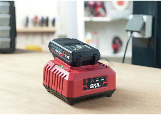 Skil Batterie-Set mit Ladegerät