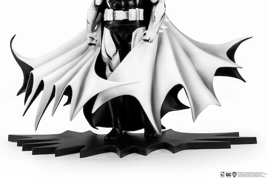Dc Comics Batman Black & White 1/8 Φιγούρα Αγαλματίδιο 27cm Sdcc 2024 Exclusive