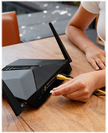 NetGear Nighthawk LAX20 Ασύρματο 4G Router Wi‑Fi 6 με 4 Θύρες Gigabit