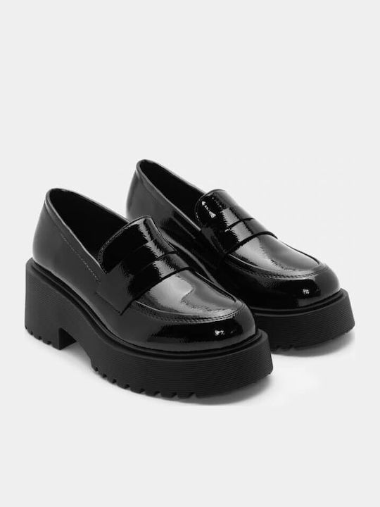 Women's Moccasins in Black Color