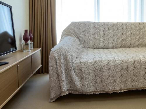 Linea Home Braid Cuverturi Pentru Canapea 3 Locuri Șenilă 180x300cm Bej