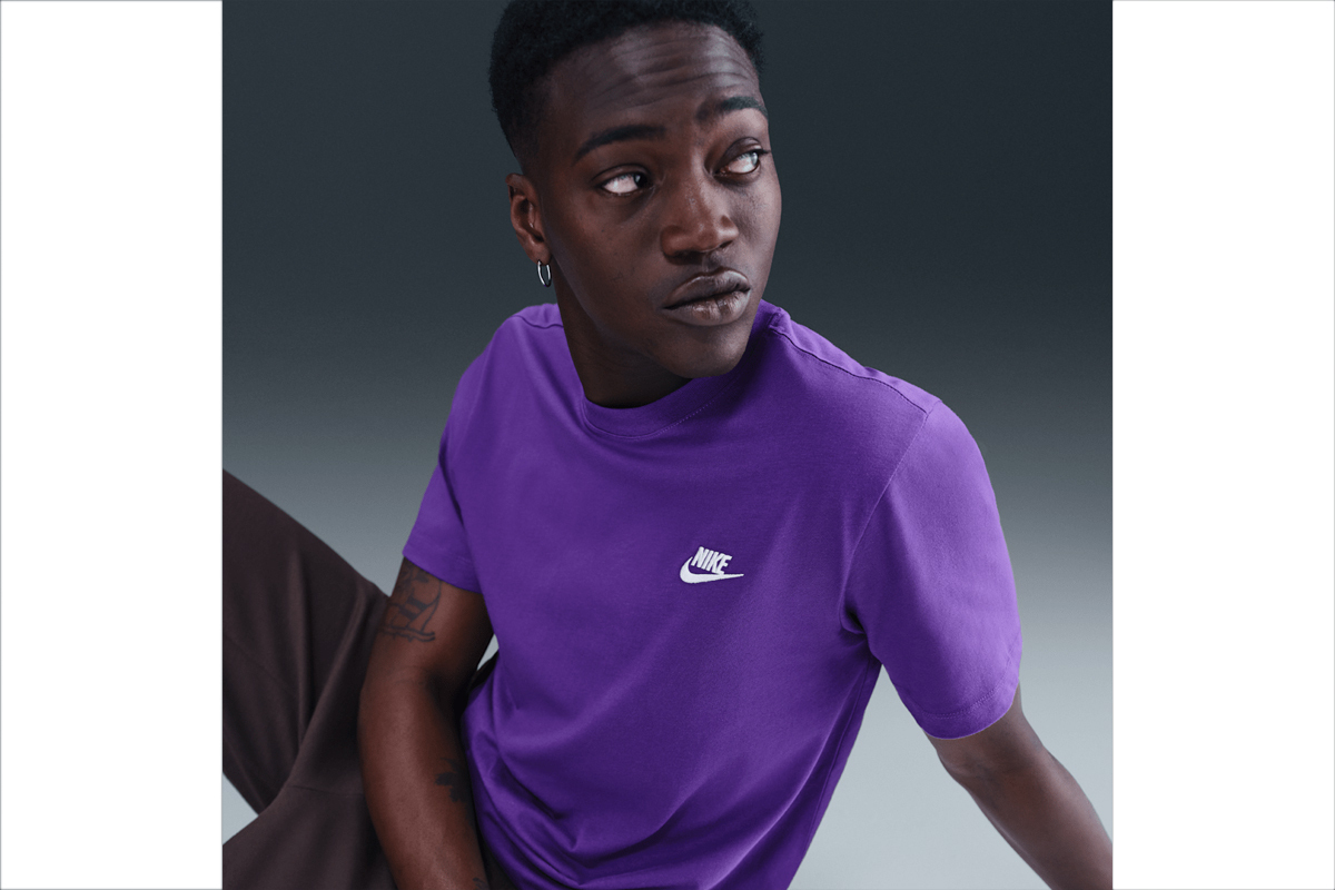 black and purple nike t shirt