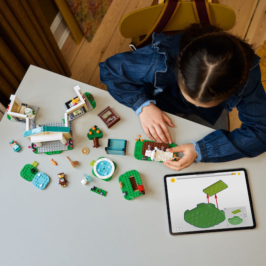 LEGO Animal Crossing Blathers's Museum Collection за 7+ Години 543 Бройки