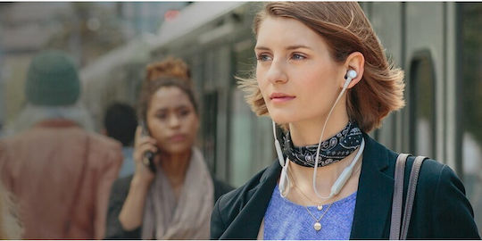 Plantronics Backbeat Go 410 In-ear Bluetooth Handsfree Ακουστικά με Αντοχή στον Ιδρώτα Μπεζ